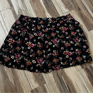 Modcloth black floral short skirt